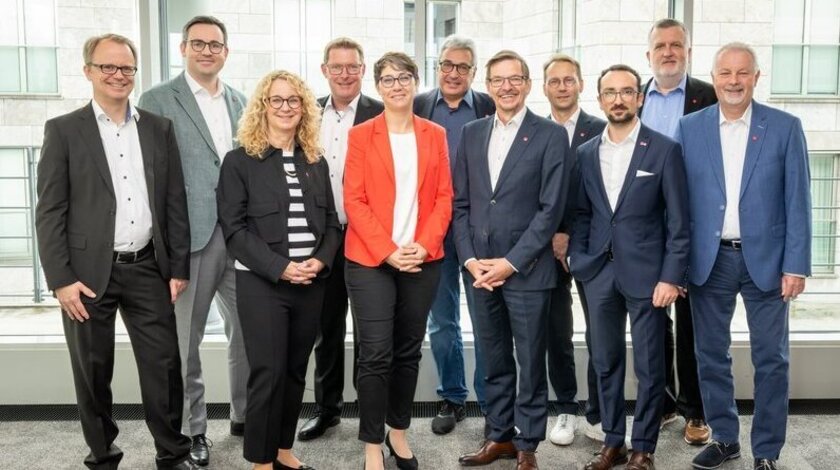 ver.di-Verhandlungsteam zum Thema Arbeitszeitsouveränität bei den öffentlichen Banken