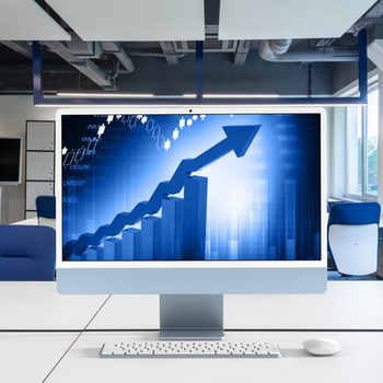 Computerbildschirm zeigt eine Kurve, die nach oben zeigt